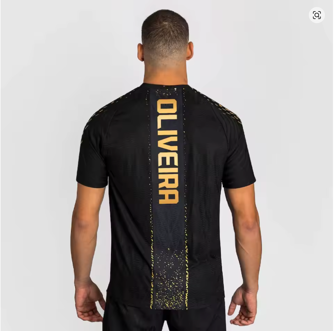 Camiseta Charles Oliveira UFC "Do Bronx" – Negra y Dorada