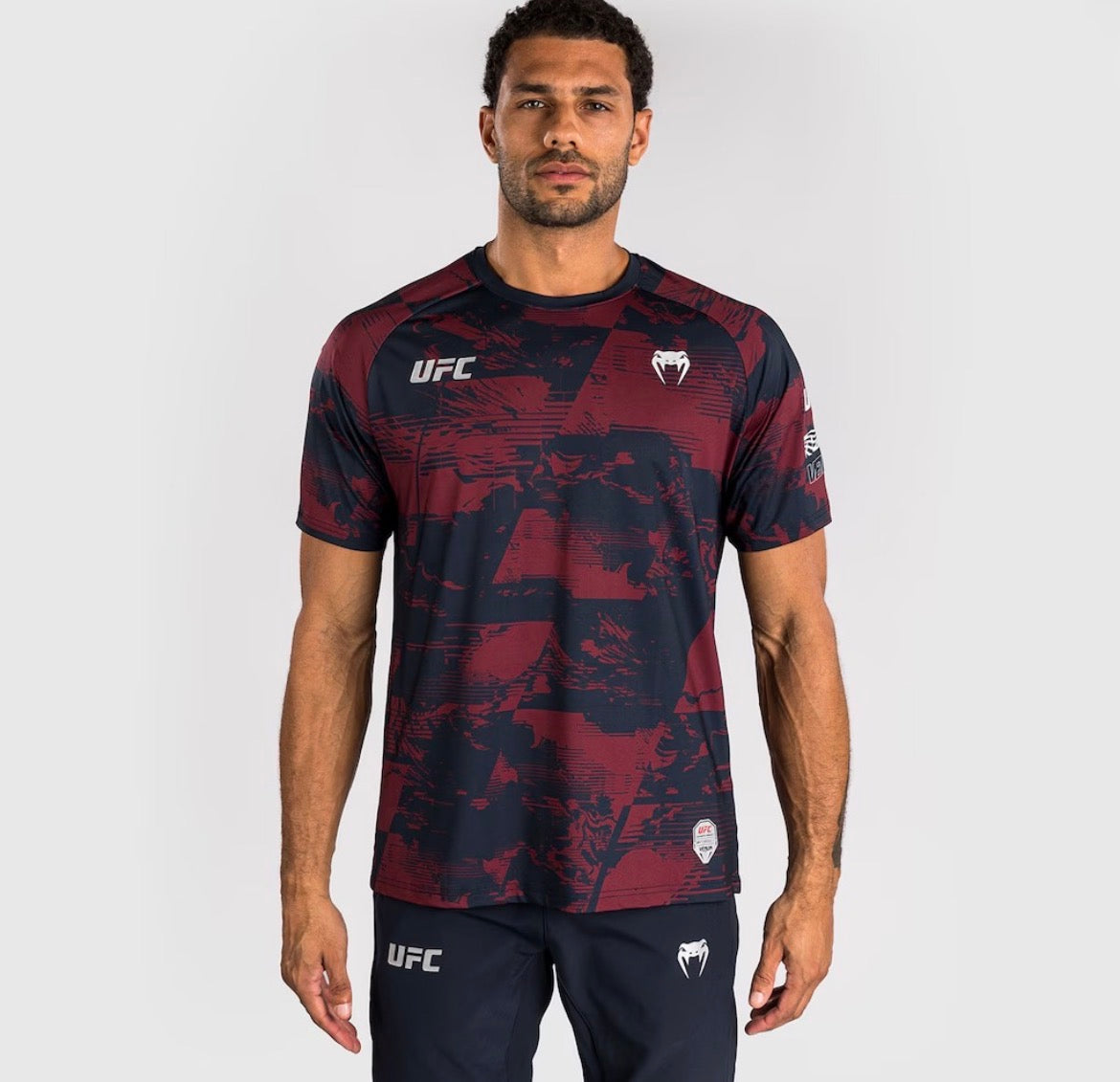 Camiseta Deportiva Negra con Blanco